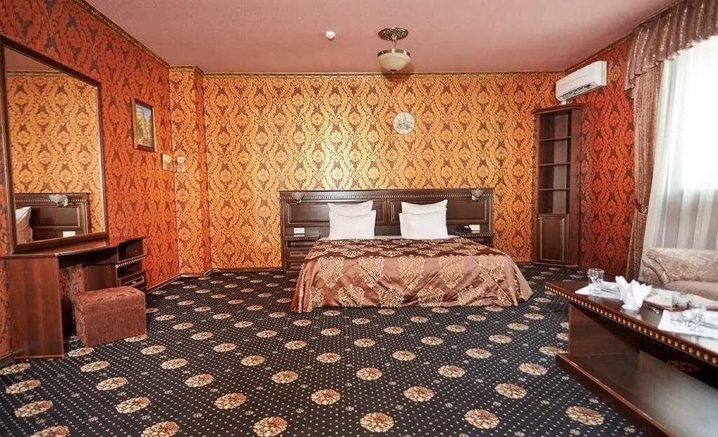 Praga Hotel Krasnodar Eksteriør bilde