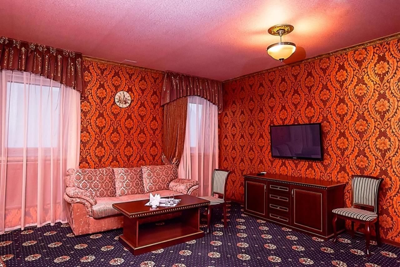 Praga Hotel Krasnodar Rom bilde